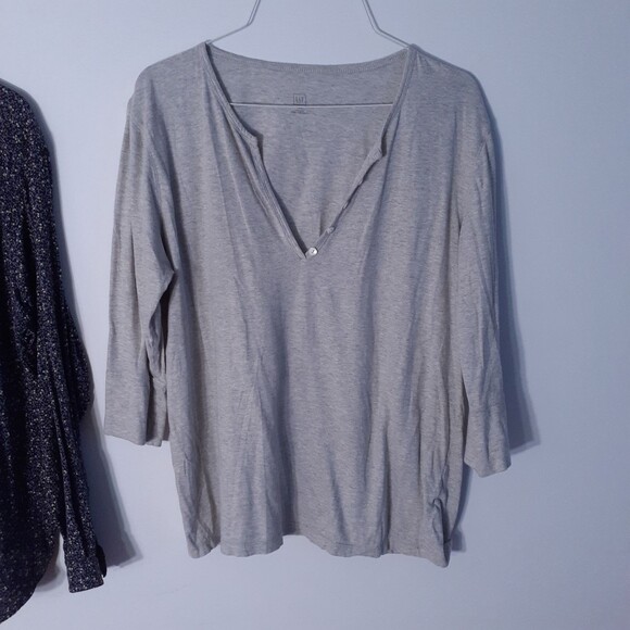 gap top gray soft cotton 3/4 sleeve shirt knit top xl - Picture 1 of 3